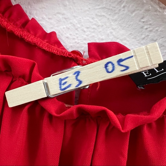 Eloquii red blouse size 14 - Picture 10 of 11